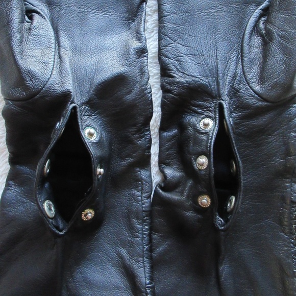 Kenneth Cole New York Ladies Black Leather Gloves - Picture 3 of 8